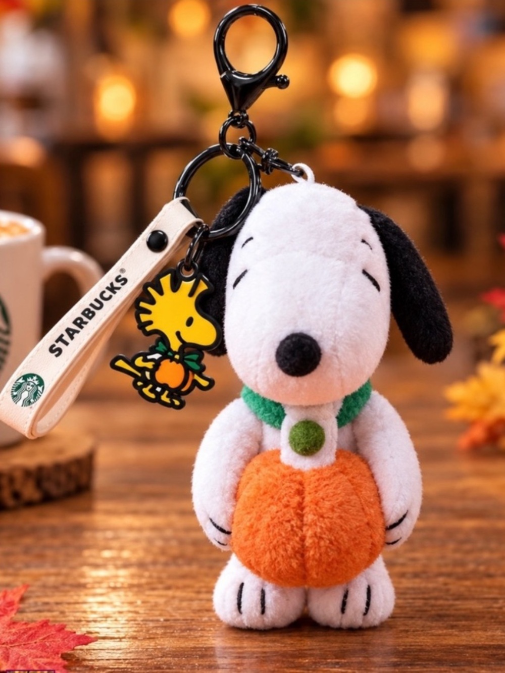 Starbucks x Peanuts Snoopy Plush Keychain in White, Black & Orange 🍂 autumn 2026